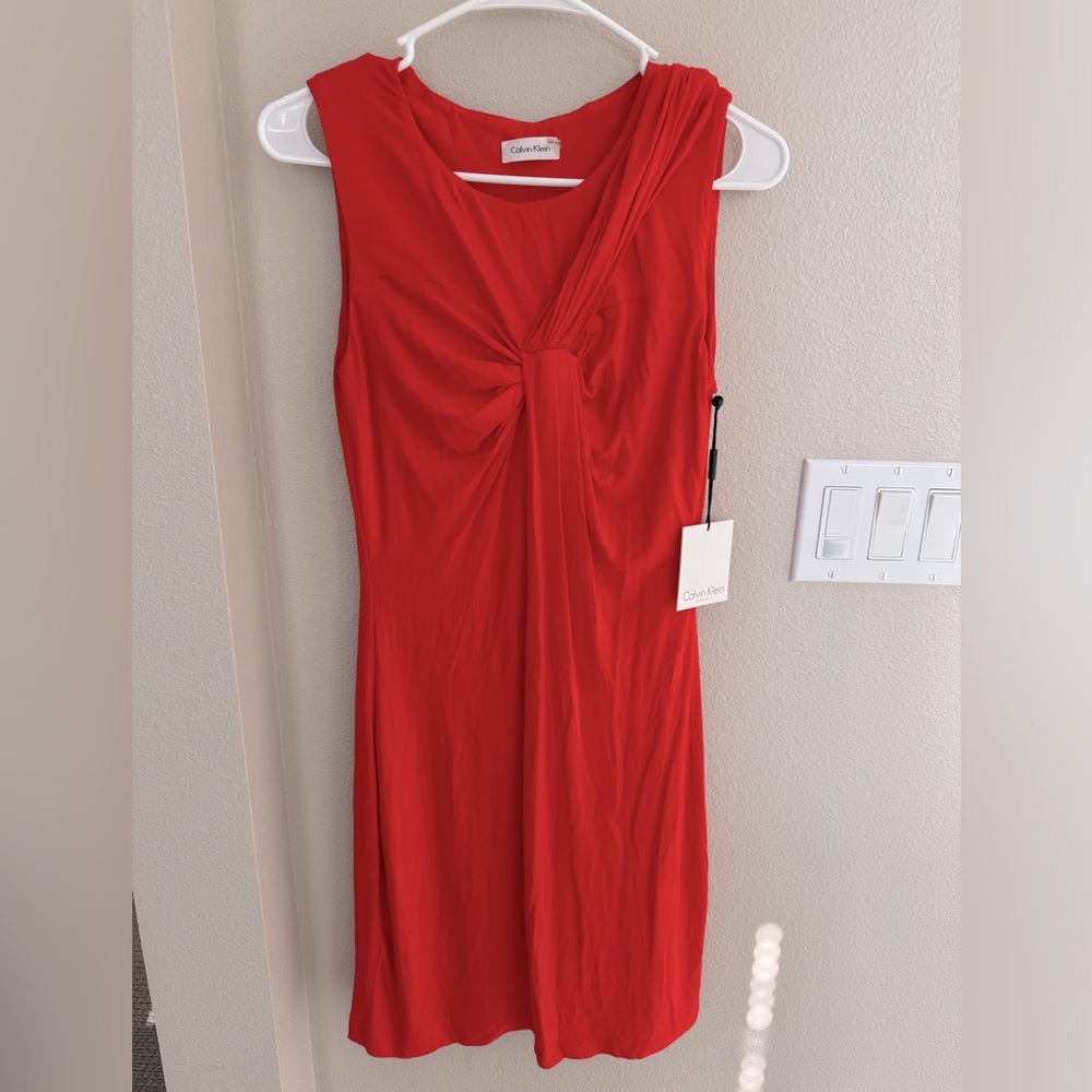 Calvin Klein dress, same or next day shipping from a smoke & pet free 🏠